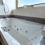 شقة Paeikeseline With Sauna