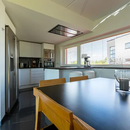 Paeikeseline With Sauna كوريسارِ