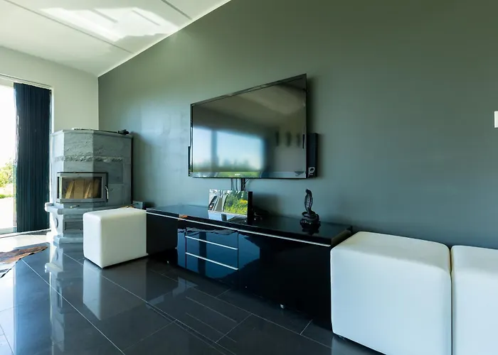 Paeikeseline With Sauna *