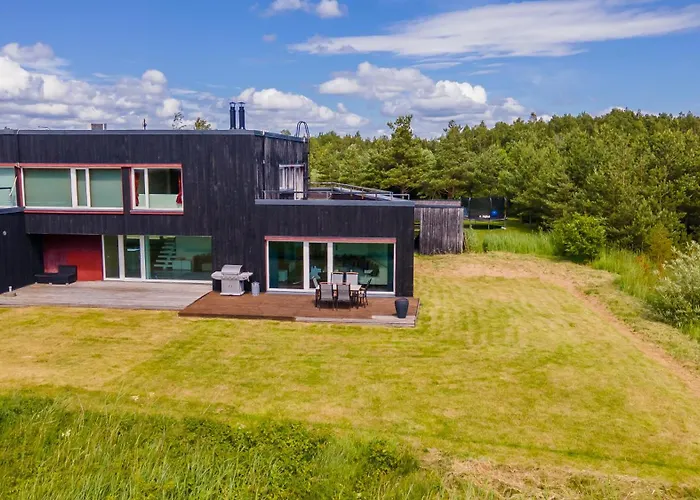 Paeikeseline With Sauna Kuressaare