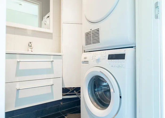 Paeikeseline With Sauna * Kuressaare