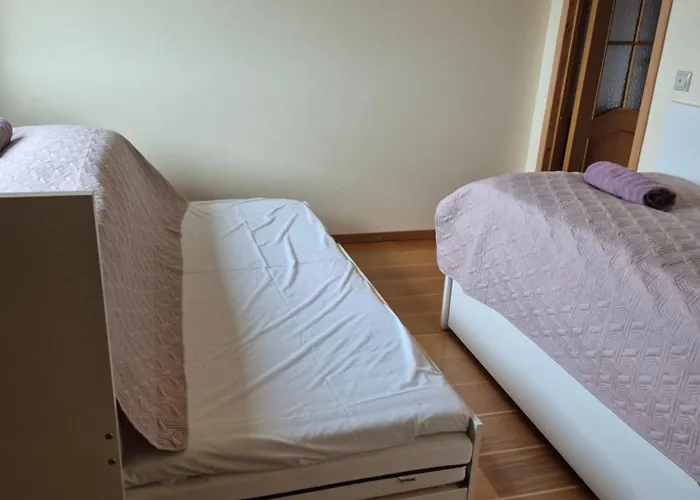 Paeikeseline With Sauna Korter *